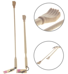 Kratzhand, Kosmetex Rückenkratzer, Enkelhändchen Kratzhilfe aus Buchenholz am Lederband. 