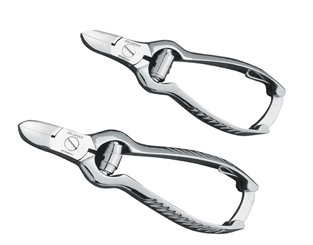 Nagelzange mit Pufferfeder zum Schneiden dicker Fußnägel. 