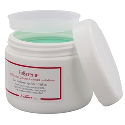 Aurawerk Fußcreme 250 ml bei rissigen, spröden Füßen mit Thymian, Zitrone, Lavendel und Minze 250 ml