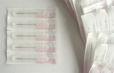 100 Einmalkanülen mit Farbcode, Luer Hub, steril im Peel-Pack verpackt rosa 1,2 × 40 mm